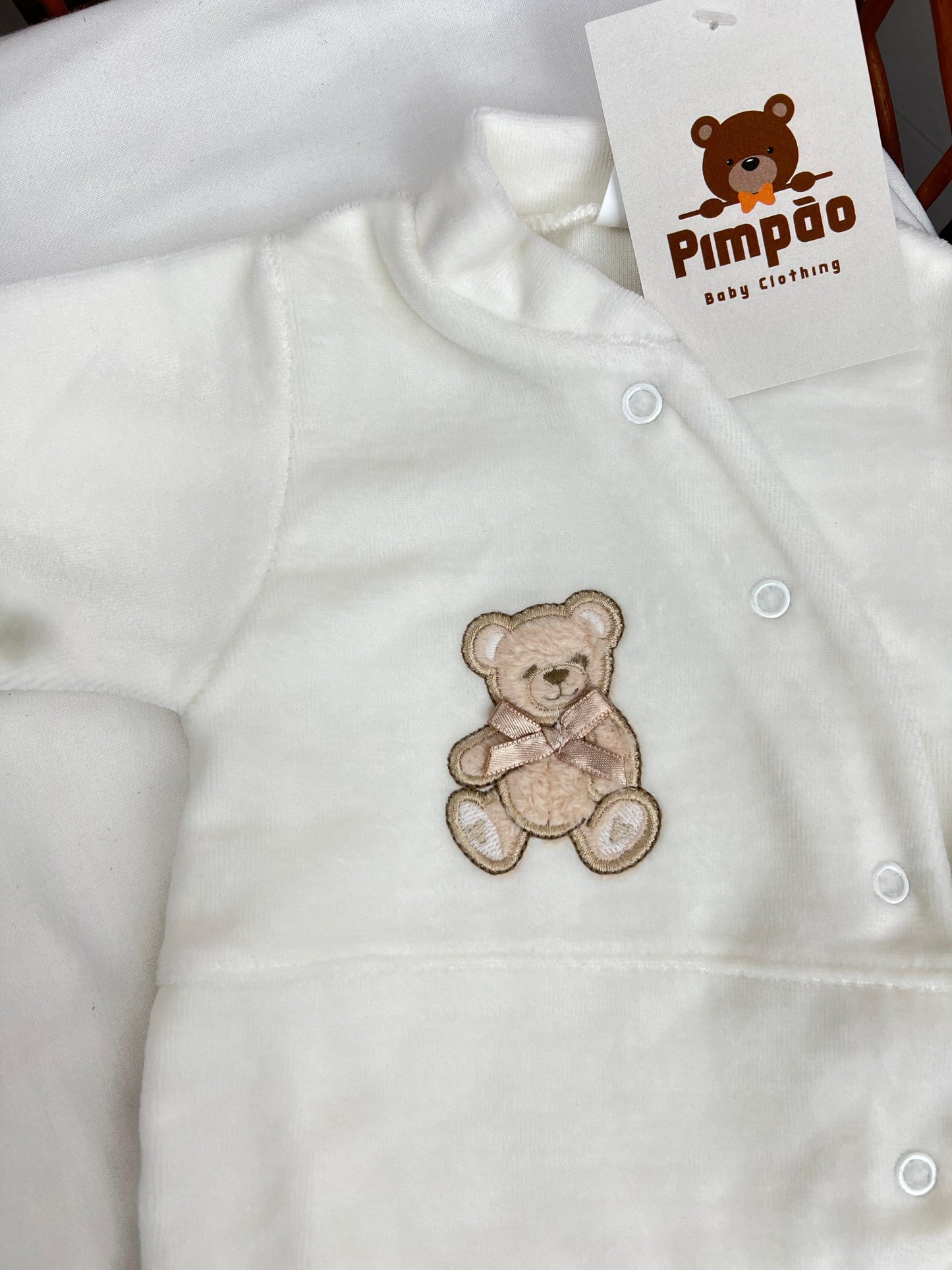 Babygrow de veludo - urso com laçinho - Pimpão Baby Clothing