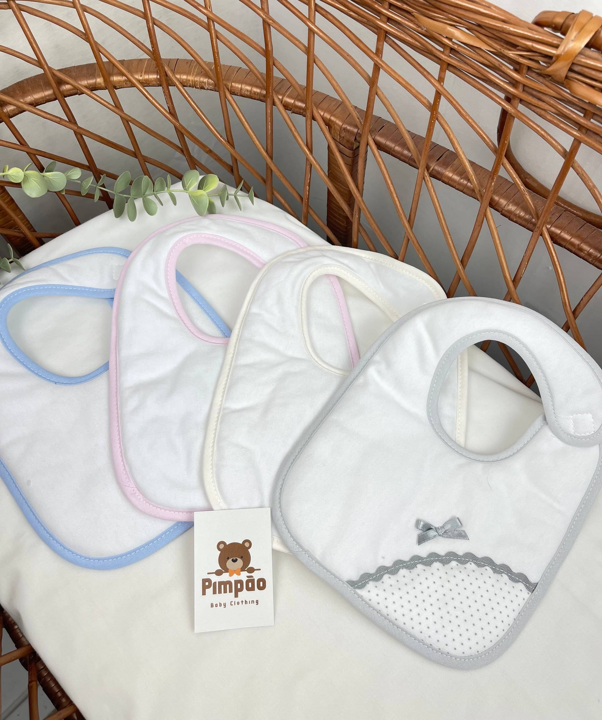 Babete - laçinho - Pimpão Baby Clothing