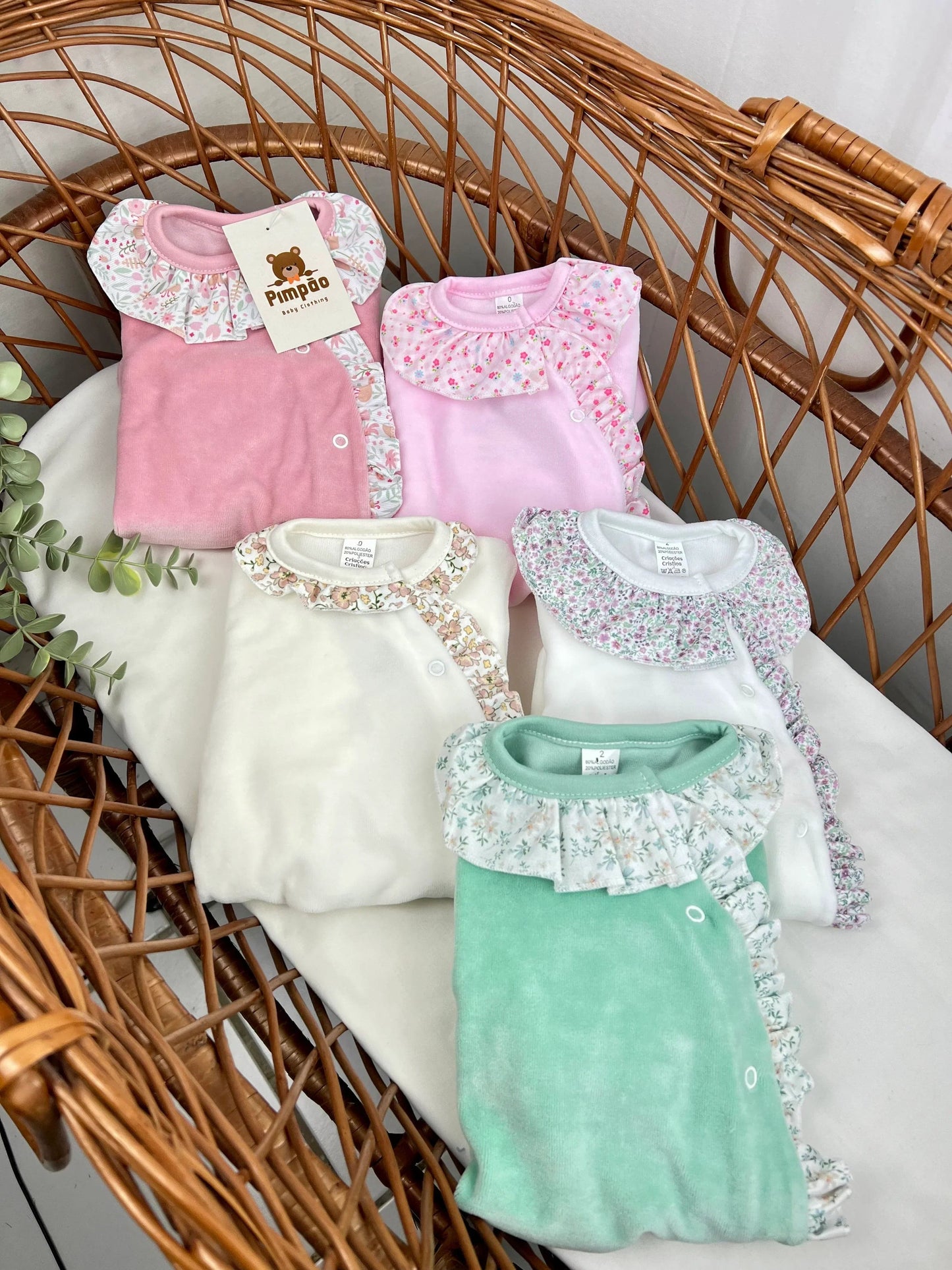 Babygrow de veludo - flores - Pimpão Baby Clothing