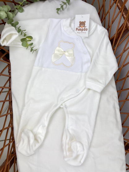 Pimpão Baby Clothing Pérola Babygrow de veludo - urso com laçinhos