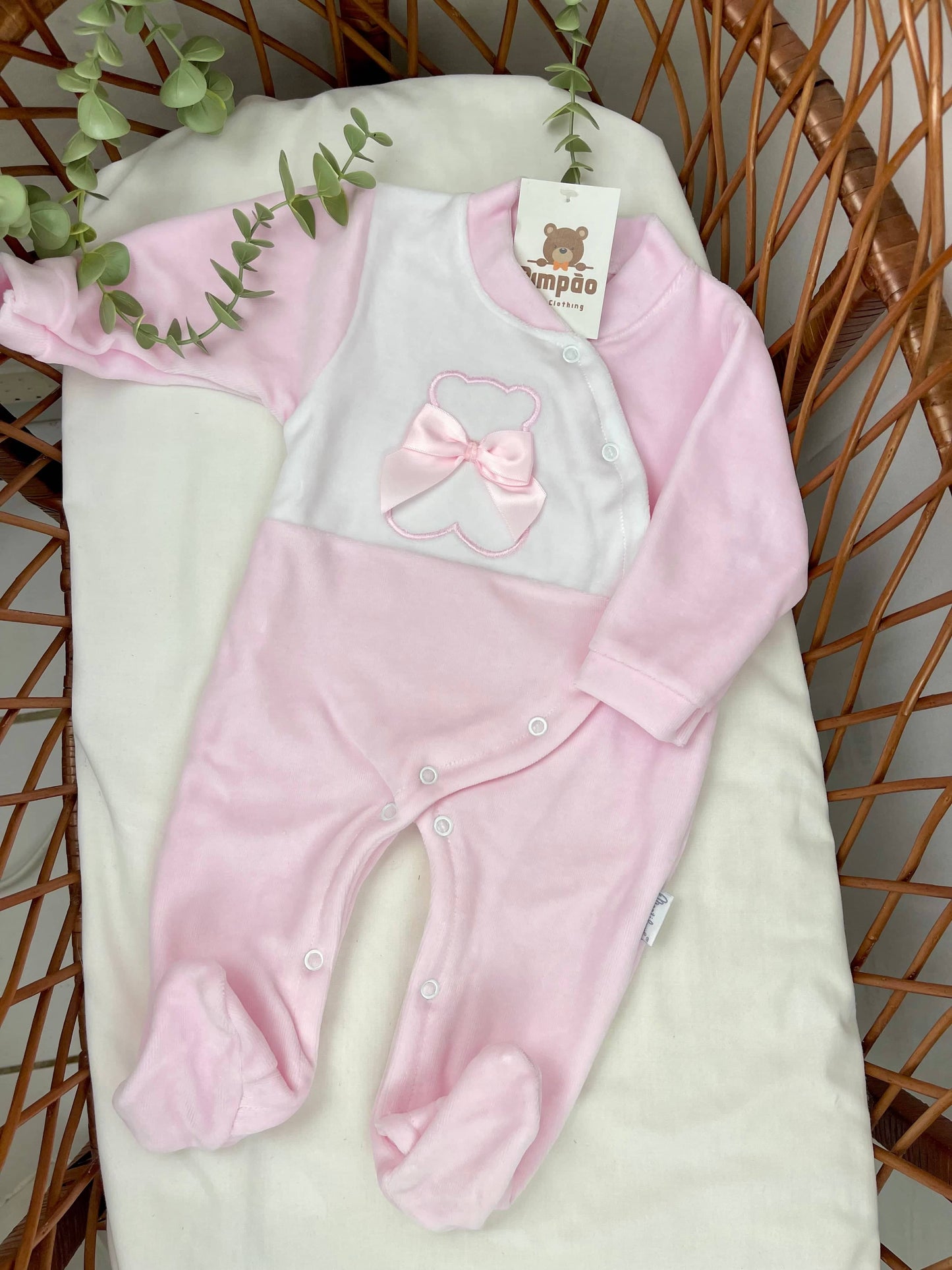 Pimpão Baby Clothing Rosa Babygrow de veludo - urso com laçinhos