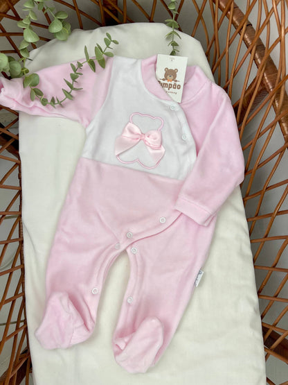 Pimpão Baby Clothing Rosa Babygrow de veludo - urso com laçinhos